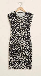 Vestido Evasê Oncinha